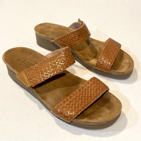 Naot Shoes - NAOT Blake Sandal